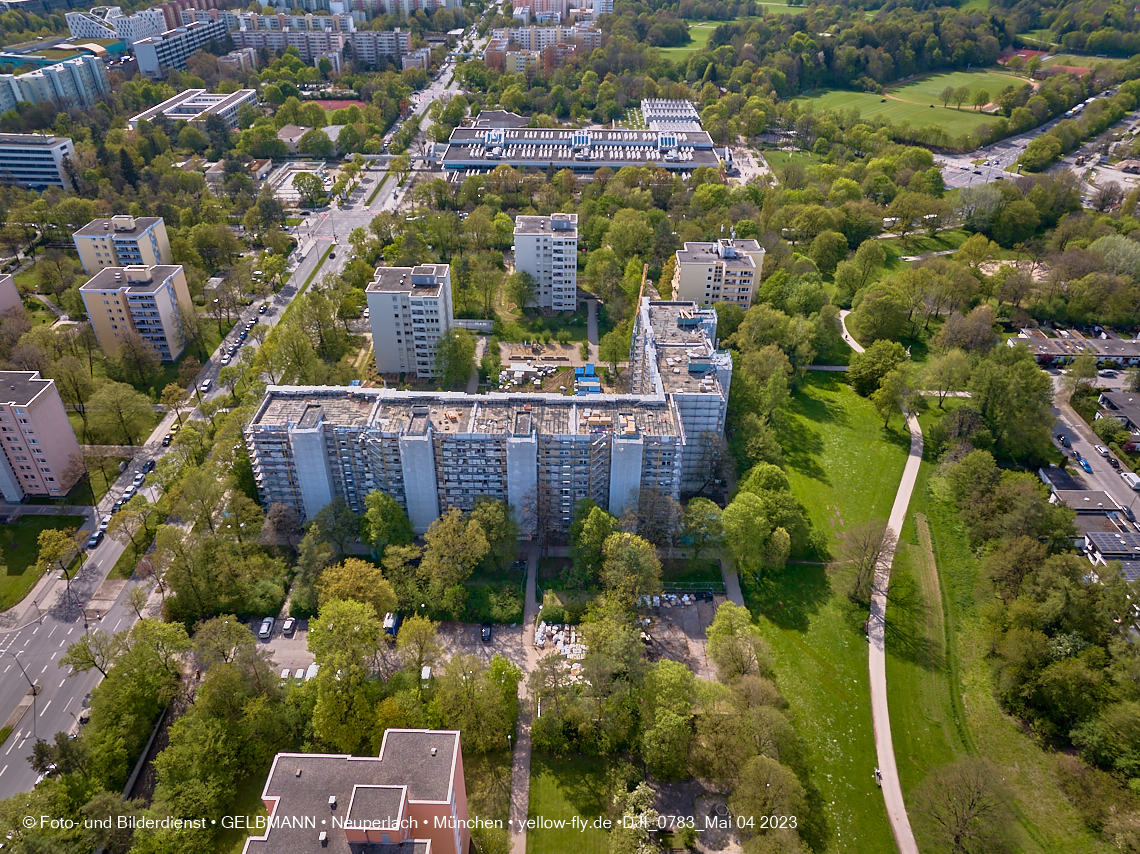 04.05.2023 - Sanierung am Karl-Marx-Ring 11-21 in Neuperlach